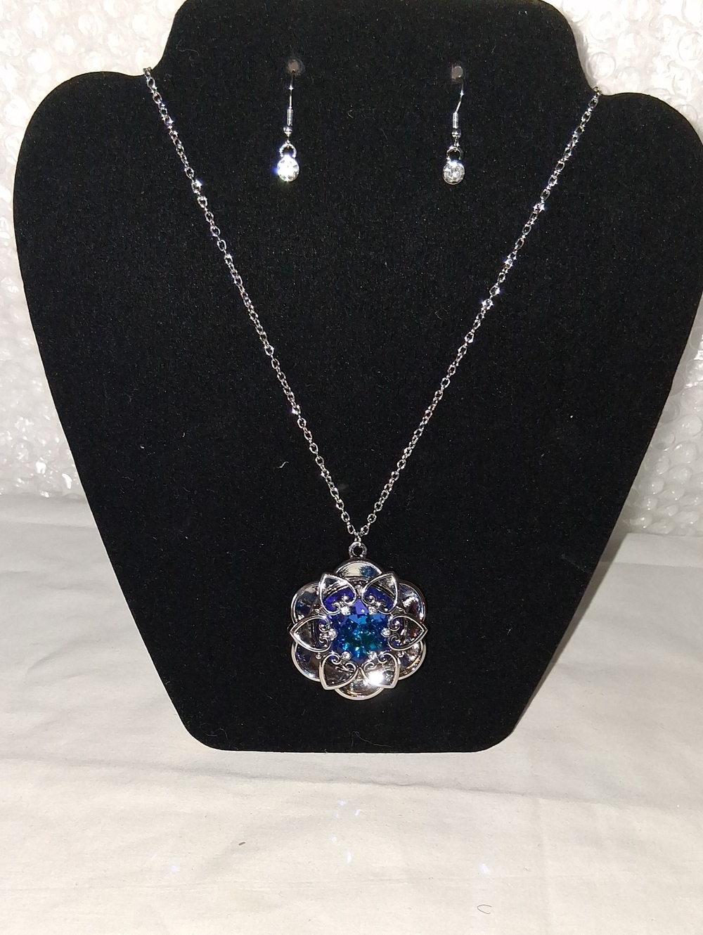 Blue Teal Crystal Floral Locket Style Pendant Necklace Earring Set